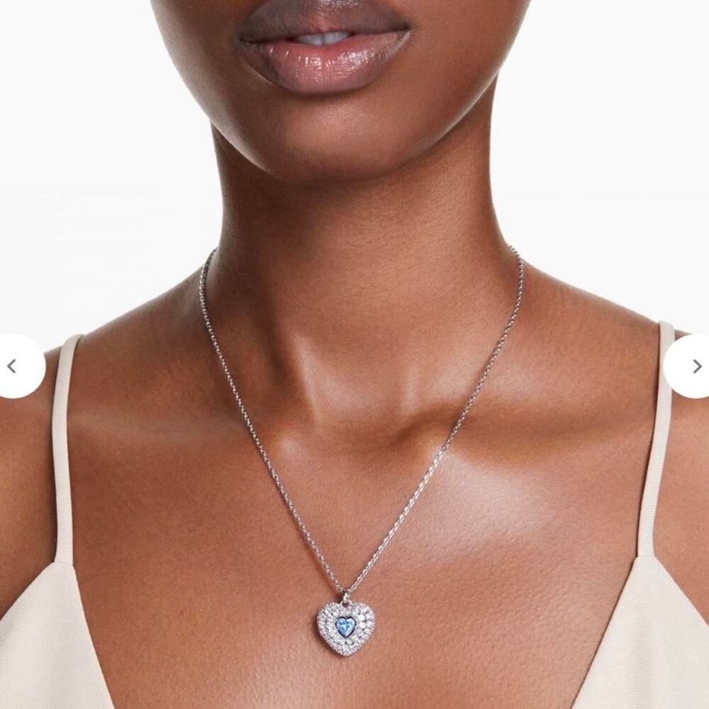 SWAROVSKI Hyperbola Pendant Heart Rhodium Shiny Blue